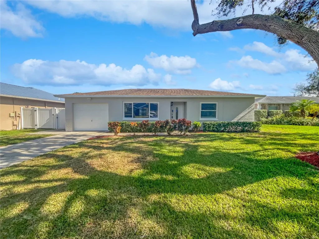 11235 Oakhaven Drive Pinellas Park FL 33782