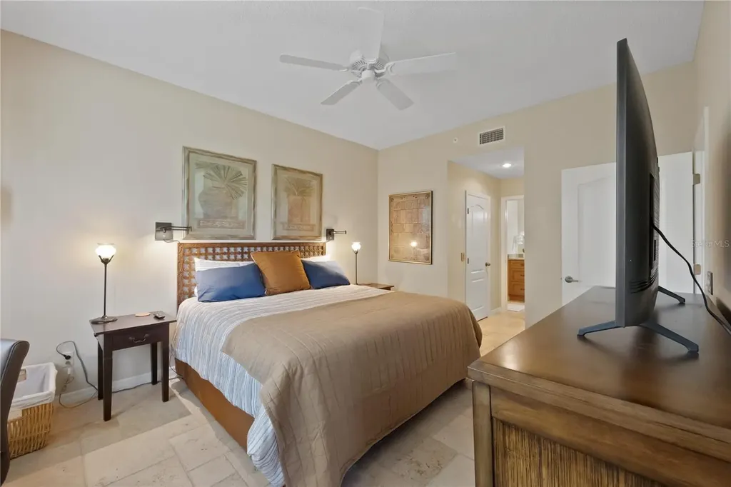 9611 Castle Point Drive Sarasota FL 34238