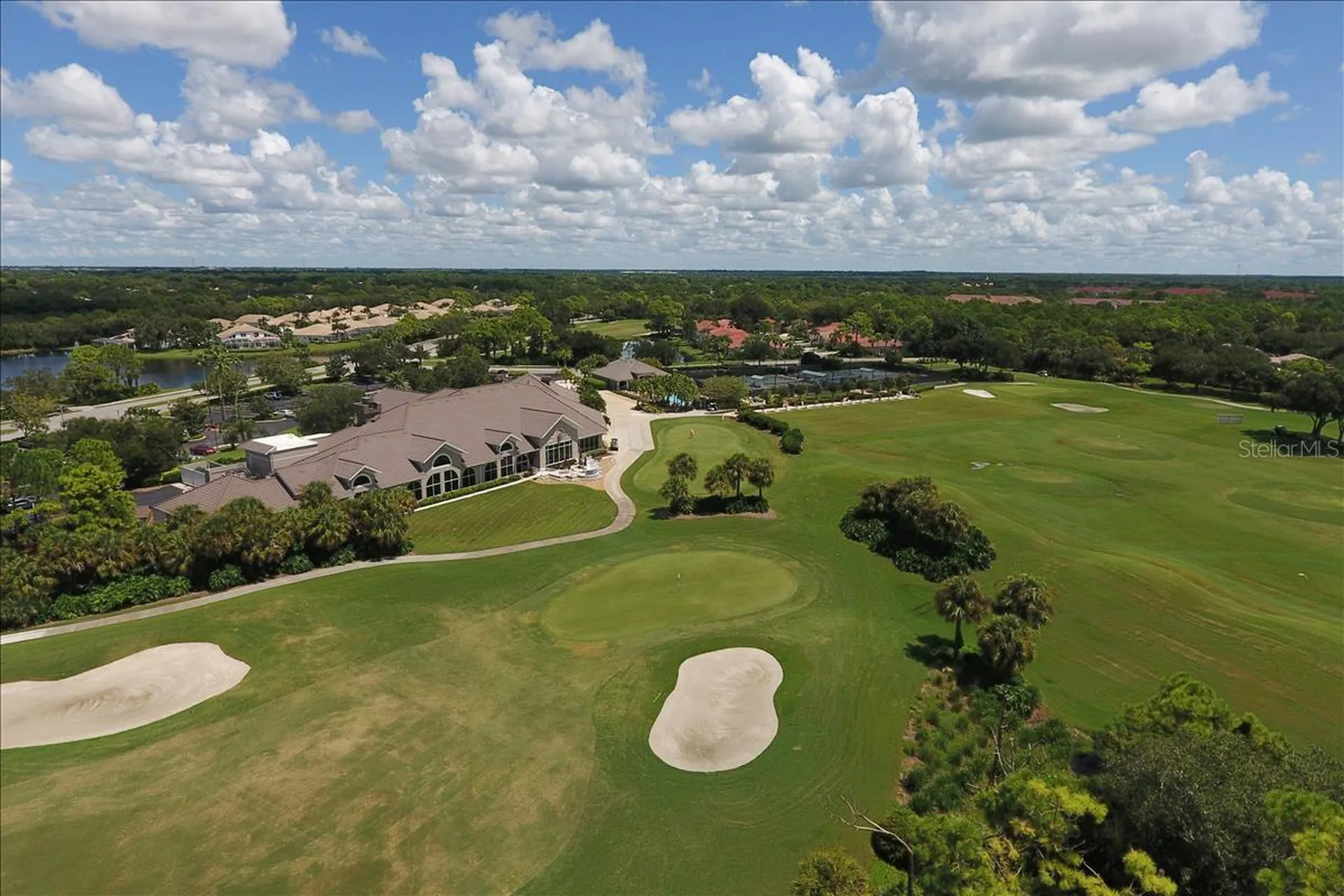 9611 Castle Point Drive Sarasota FL 34238
