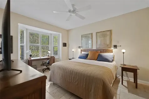 9611 Castle Point Drive Sarasota FL 34238