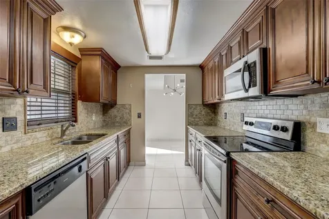 10212 Wexford Court Tampa FL 33615
