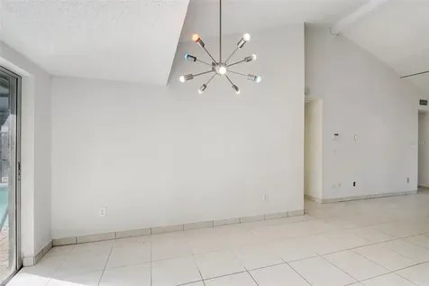 10212 Wexford Court Tampa FL 33615