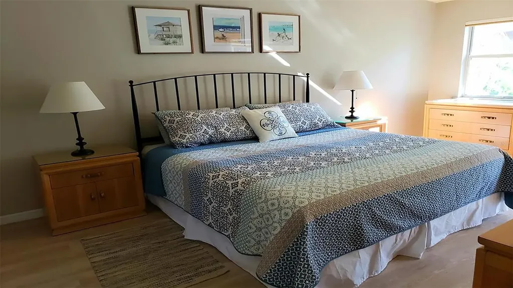 1340 Siesta Bayside Drive Sarasota FL 34242