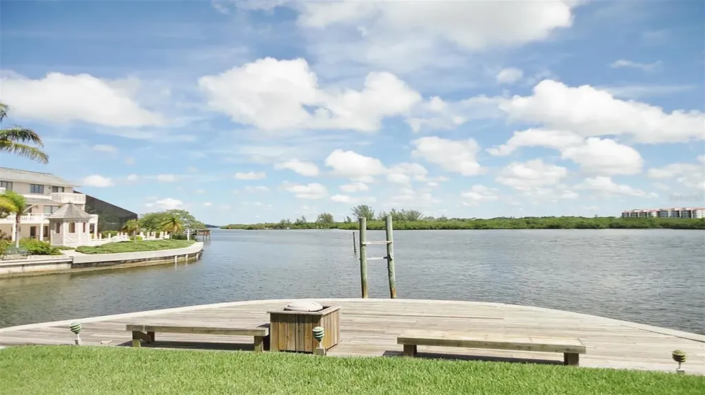1340 Siesta Bayside Drive Sarasota FL 34242