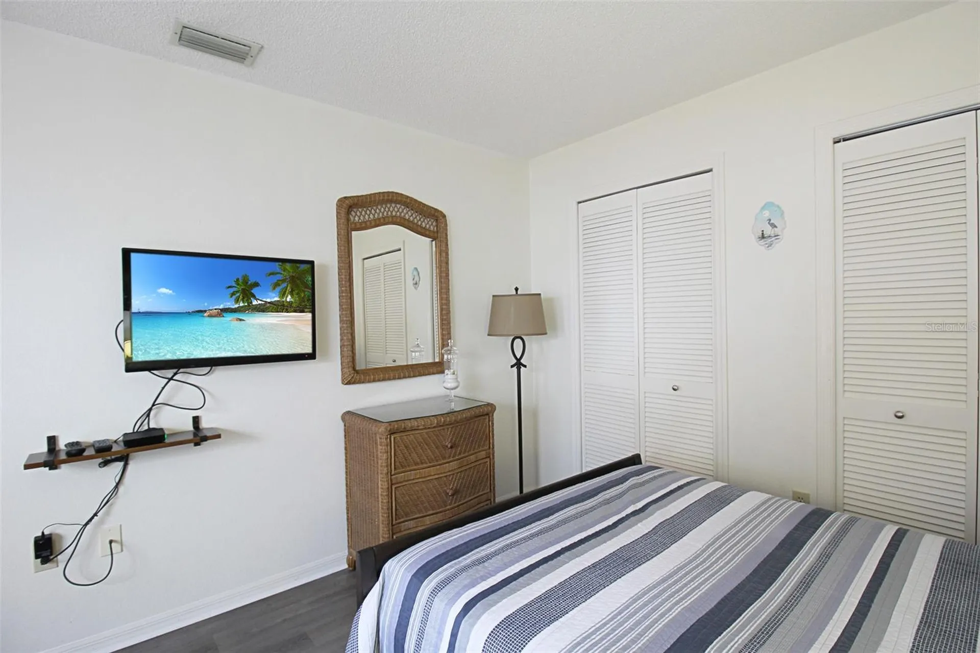 1260 Siesta Bayside Drive Sarasota FL 34242
