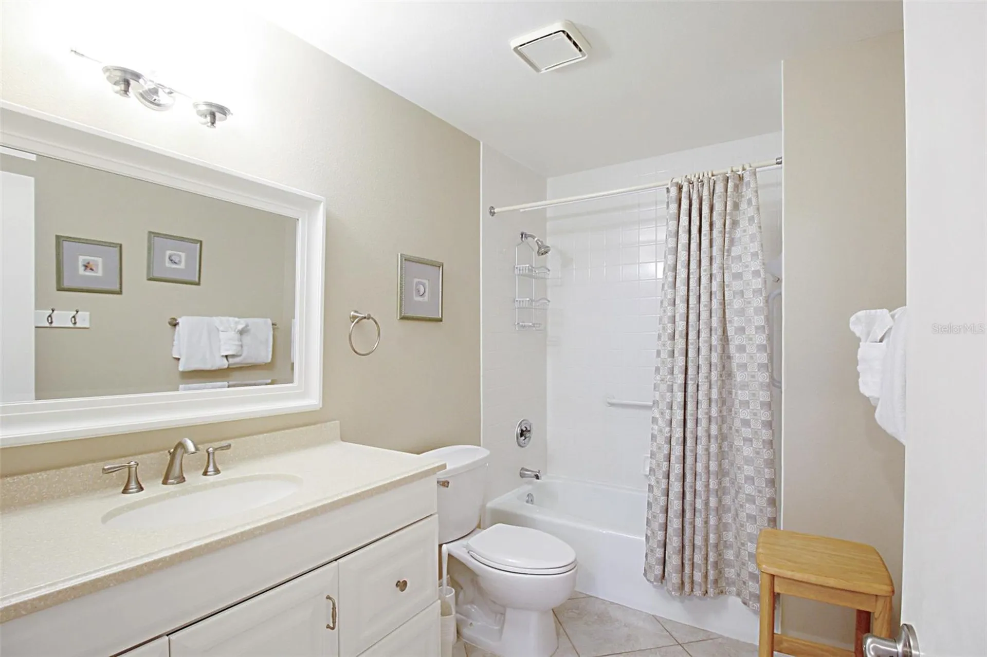 1260 Siesta Bayside Drive Sarasota FL 34242