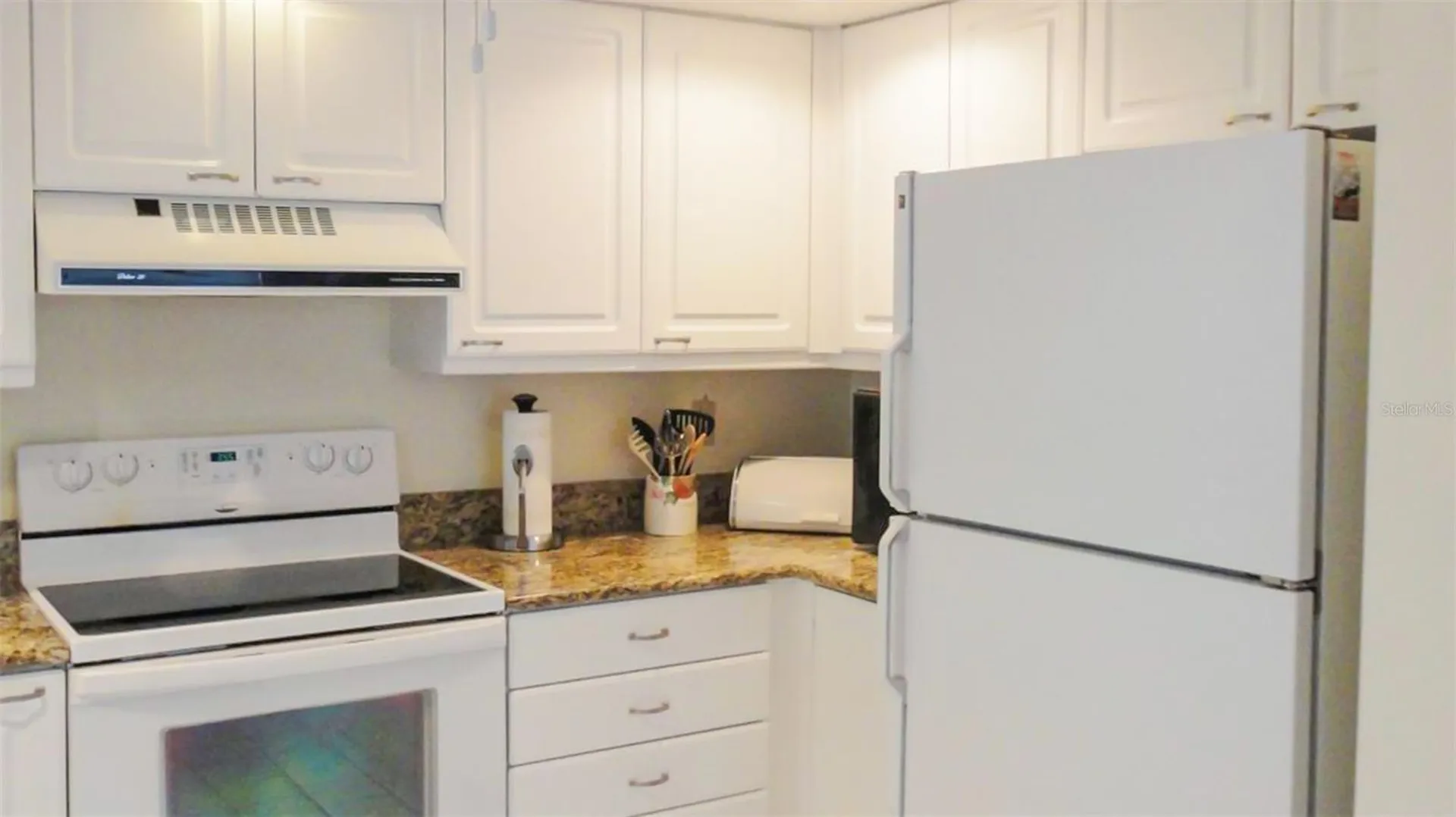 1318 Siesta Bayside Drive Sarasota FL 34242