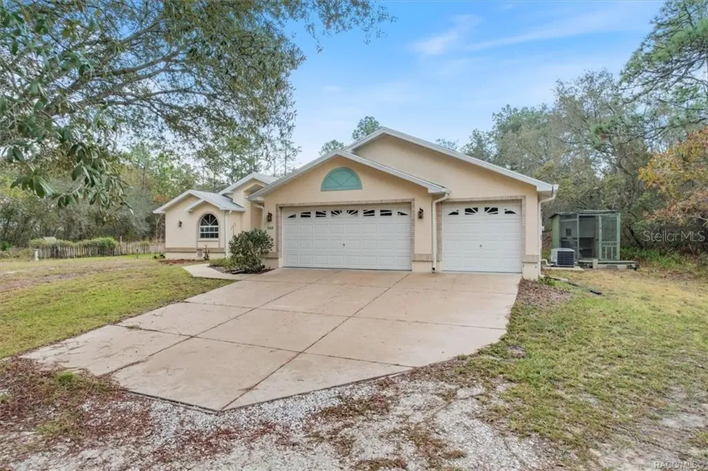 5168 W Glenbrook Street Homosassa FL 34446