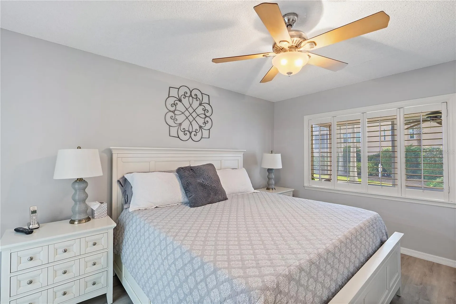 1374 Siesta Bayside Drive Sarasota FL 34242
