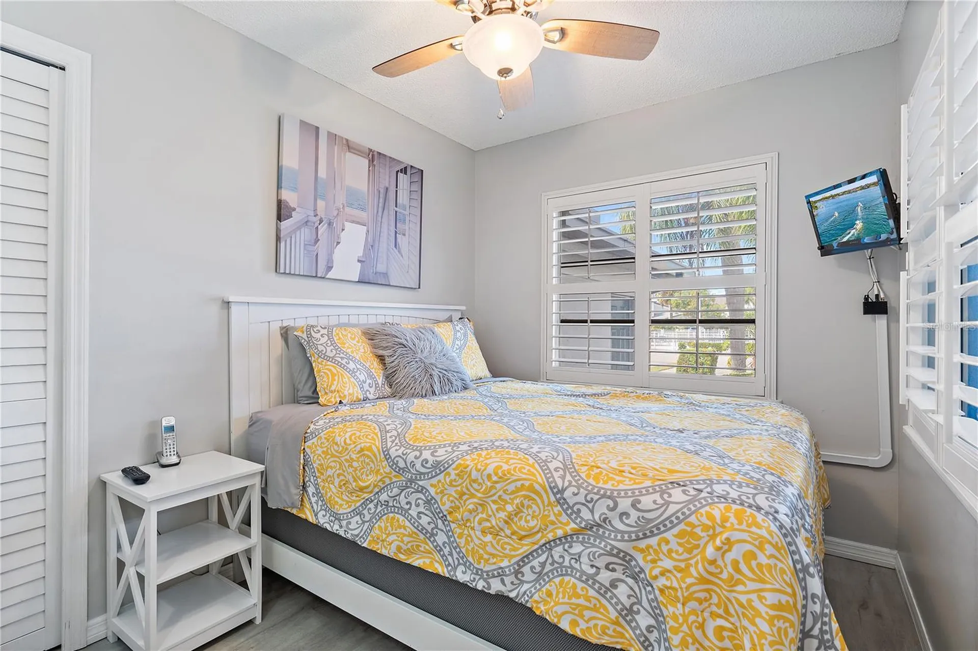 1374 Siesta Bayside Drive Sarasota FL 34242