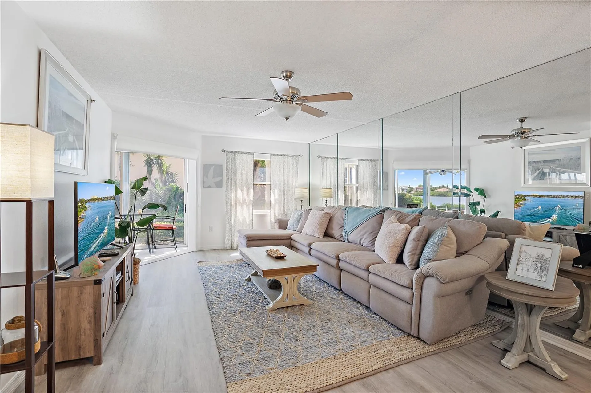 1374 Siesta Bayside Drive Sarasota FL 34242