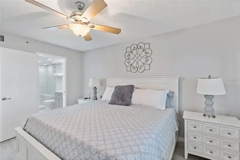 1374 Siesta Bayside Drive Sarasota FL 34242