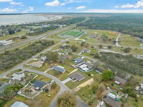 127 Hayes Street Lake Wales FL 33859