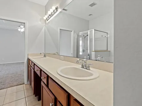 5511 Golden Isles Drive Apollo Beach FL 33572