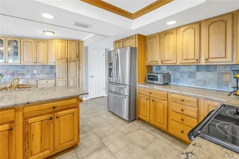 4736 Overlook Drive NE St Petersburg FL 33703