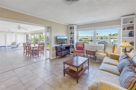 4736 Overlook Drive NE St Petersburg FL 33703