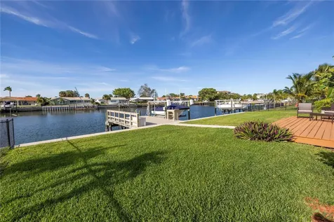 4736 Overlook Drive NE St Petersburg FL 33703