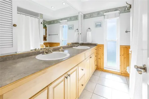 4736 Overlook Drive NE St Petersburg FL 33703