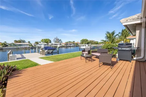 4736 Overlook Drive NE St Petersburg FL 33703