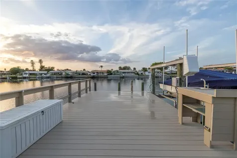 4736 Overlook Drive NE St Petersburg FL 33703