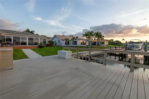 4736 Overlook Drive NE St Petersburg FL 33703