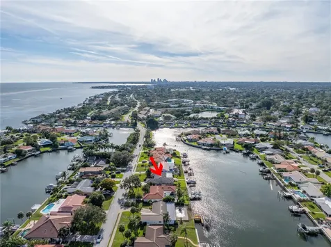 4736 Overlook Drive NE St Petersburg FL 33703