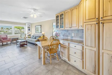 4736 Overlook Drive NE St Petersburg FL 33703