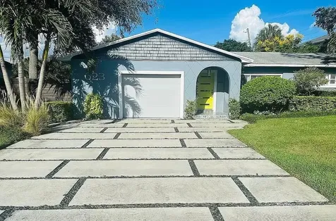 623 Cordova Boulevard NE St Petersburg FL 33704