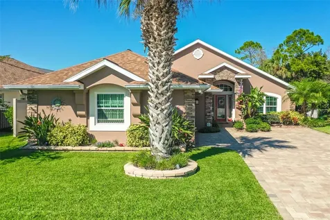 4 Carollo Court Palm Coast FL 32137