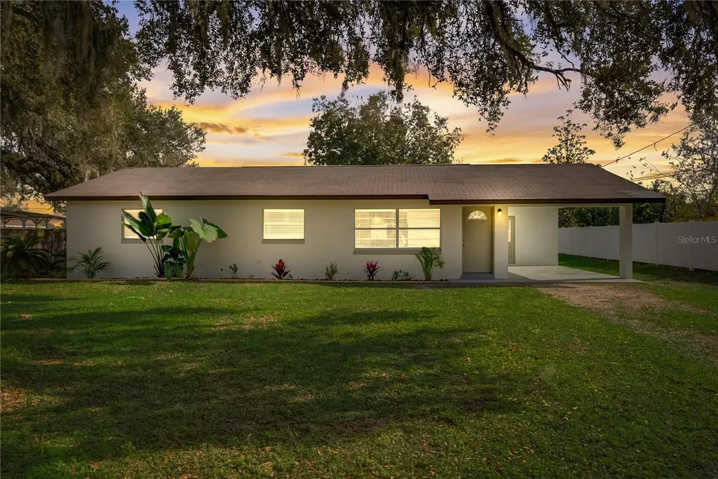 4948 Bluejay Terrace Dade City FL 33523