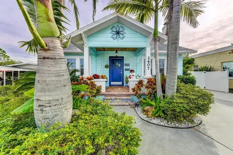2407 14th Avenue W Bradenton FL 34205