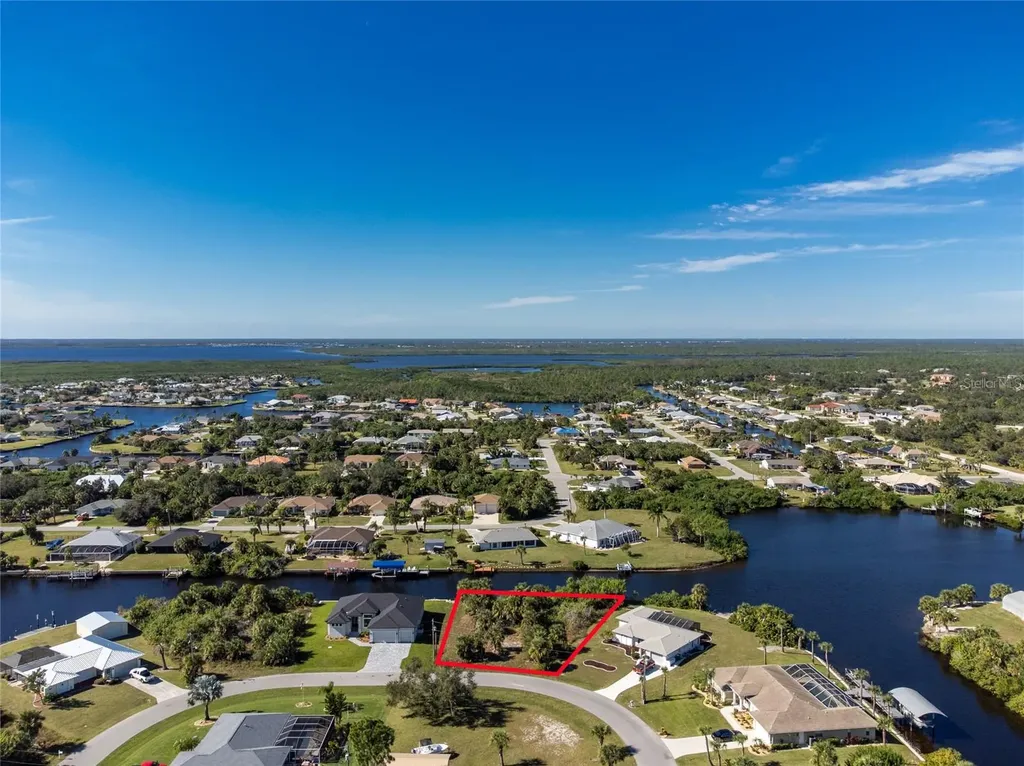 17306 Gulfspray Circle Port Charlotte FL 33948