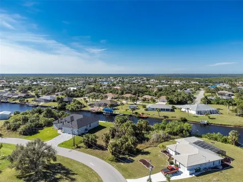 17306 Gulfspray Circle Port Charlotte FL 33948