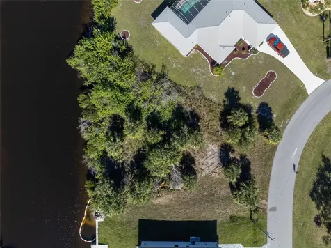 17306 Gulfspray Circle Port Charlotte FL 33948