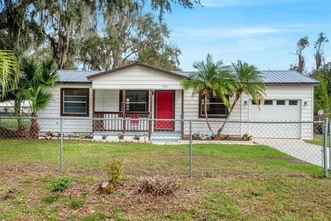 1506 W Knights Griffin Road Plant City FL 33565