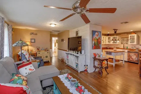 311 County Road 468 Leesburg FL 34748