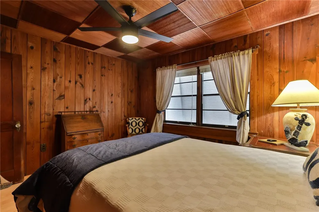 314 Due East Street New Smyrna Beach FL 32169