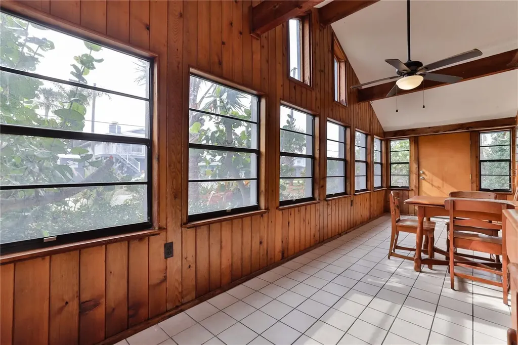 314 Due East Street New Smyrna Beach FL 32169