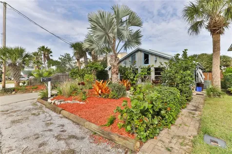 314 Due East Street New Smyrna Beach FL 32169