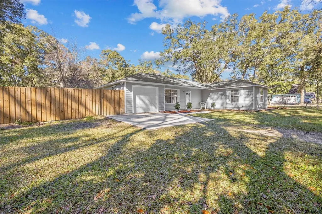 18230 NW 238th Street High Springs FL 32643