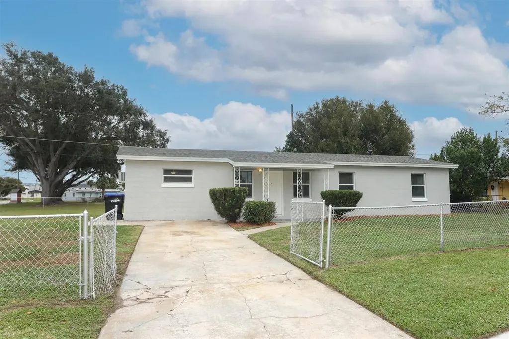4927 Big Horn Street Orlando FL 32819