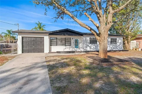 10214 N Fleetwood Drive Tampa FL 33612