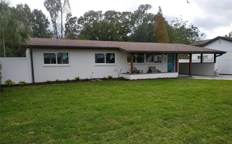 4608 W Bay Court Avenue Tampa FL 33611