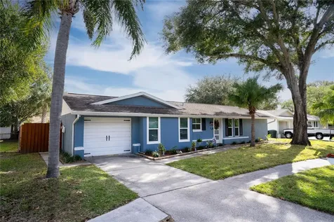 35 Valencia Circle Safety Harbor FL 34695