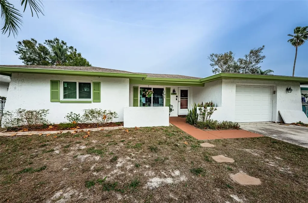 719 Lemonwood Drive Oldsmar FL 34677