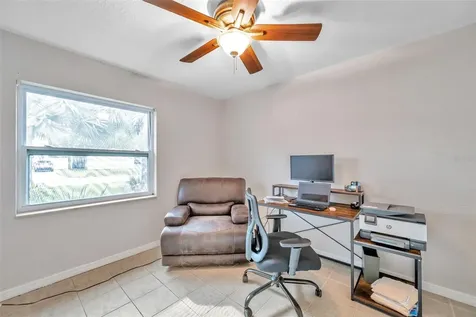 659 Cedarwood Street N St Petersburg FL 33703