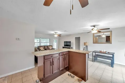 659 Cedarwood Street N St Petersburg FL 33703