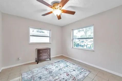 659 Cedarwood Street N St Petersburg FL 33703