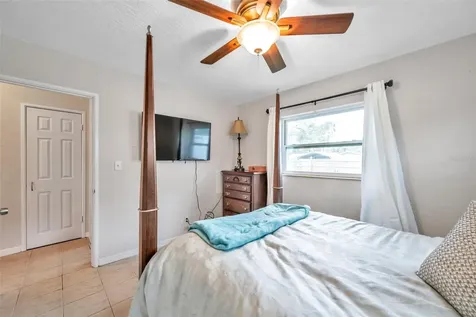 659 Cedarwood Street N St Petersburg FL 33703