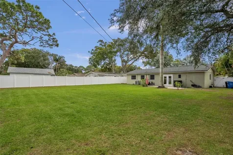 659 Cedarwood Street N St Petersburg FL 33703